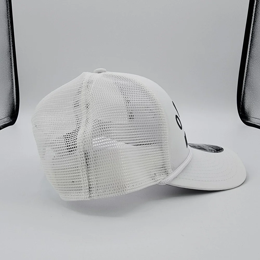 Oracle Red Bull Nascar Racing‎ Cap New Era 9FORTY Trucker Hat White Snapback NEW